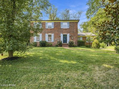 2324 Thornhill Rd