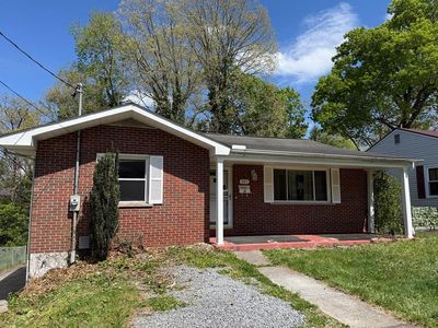 521 Orchard Ave