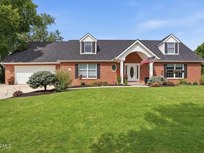 325 Beechmont Dr