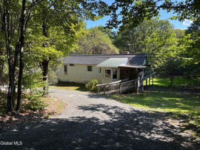 98 Red Pond Road