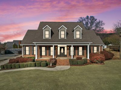 1305 Old Carriage Ln SE