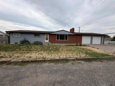 5304 W Skagit Ave