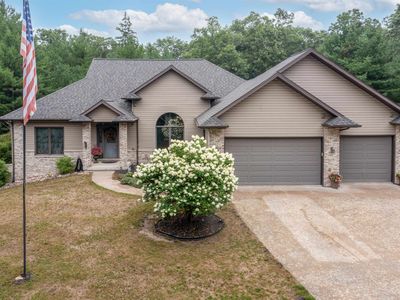 W13424 Burr Oak Ct