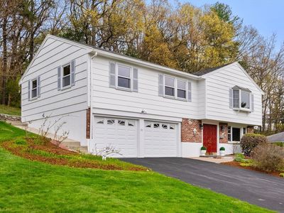 31 Lanewood Ave