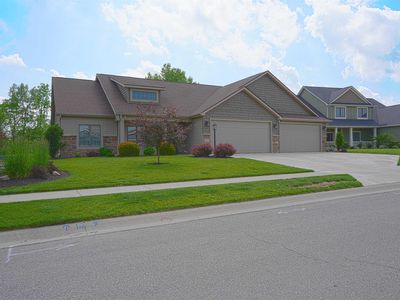 15279 Leo Creek Blvd