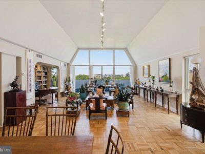 700 7th St SW APT 827