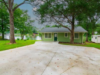 1671 W Pine Lake Dr