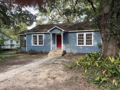 240 Bellewood Dr