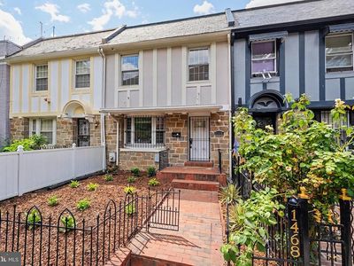 1466 Ogden St NW