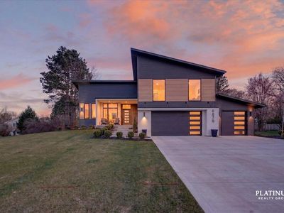 6879 Vista De Oro Dr
