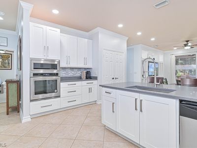 9006 Gladiolus Preserve Cir