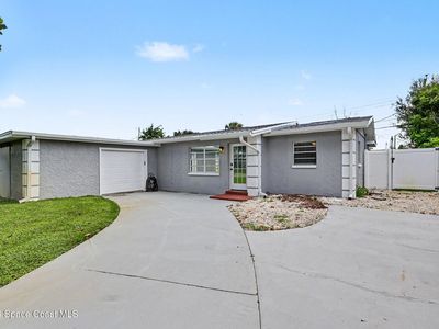 1909 Oakwood Dr