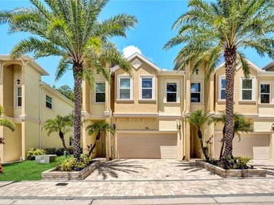 746 Grand Cypress Ln