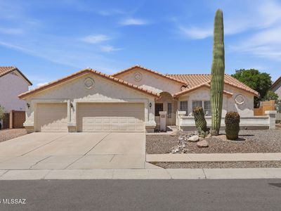8201 N Tammeron Ct