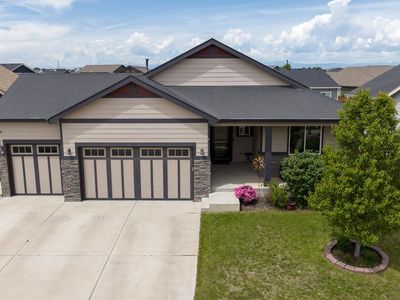 Property at 1003 Settlers Dr, Milliken, CO