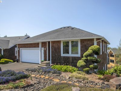 2165 Skyline Dr
