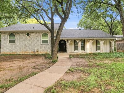 3808 Hastings Dr