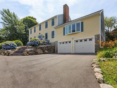 10 Briarfield Road