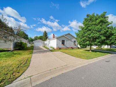 1076 Cambry Cir