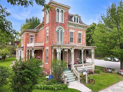 Property at 221 N 5th St, Hannibal, MO