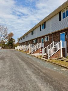 6392 Teal Ln