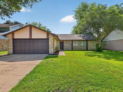 10206 Staghill Dr