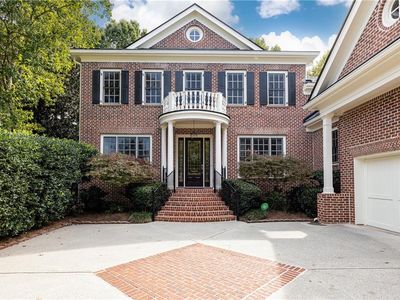 835 Glengate Pl