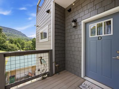 21808 River Canyon Rd #D