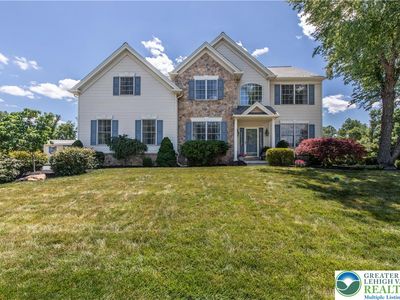 5110 Adriana Ct