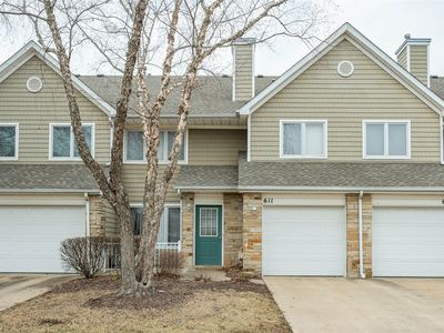 811 Burr Oaks Dr Unit 611