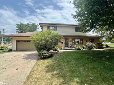 1750 N Main St