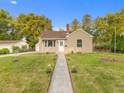 206 Van Buren STREET