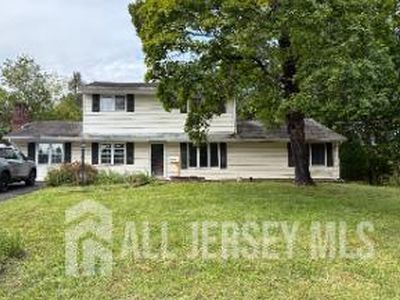 Property at 15 Allston Rd, Kendall Park, NJ