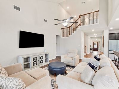 8819 Winchester Way