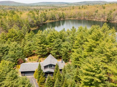40 Lakeside Drive