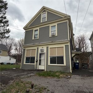 189 Lakeview Ave
