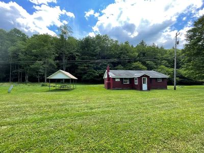 548 N Hollow Rd