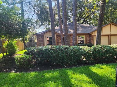 43 Dew Fall Ct