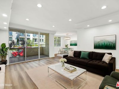 11970 Montana Ave APT 110