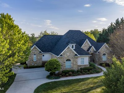 105 Strawberry Field Dr