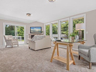 17182 Crosstown Blvd NW