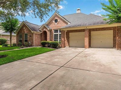 327 Silver Creek Cir