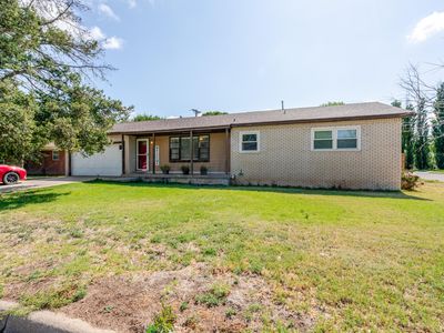1421 Elm Ave