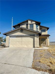 2396 Valley Dr