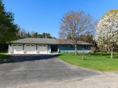 1576 Anthony Rd