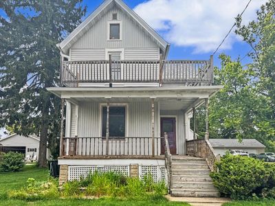 139 W Oak Grove STREET