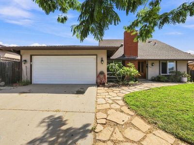 828 Burlington Ave