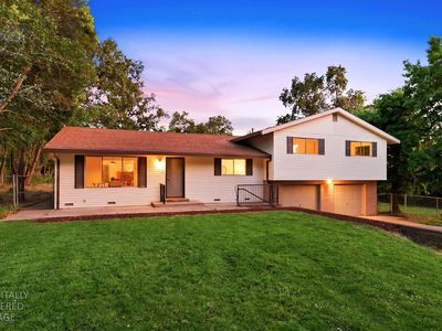 5227 Buena Vista Ave