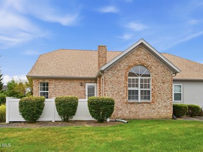 2235 Fox Run Cir #4-14