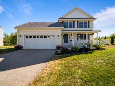 285 University Circle